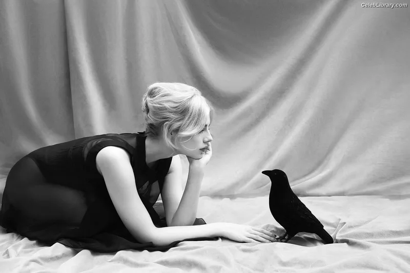 Lucy Boynton photo 8 of 172