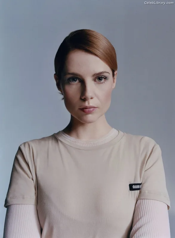 Lucy Boynton photo 16 of 172