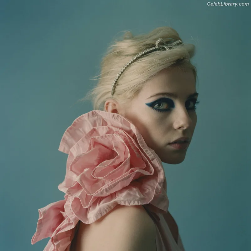Lucy Boynton photo 17 of 172