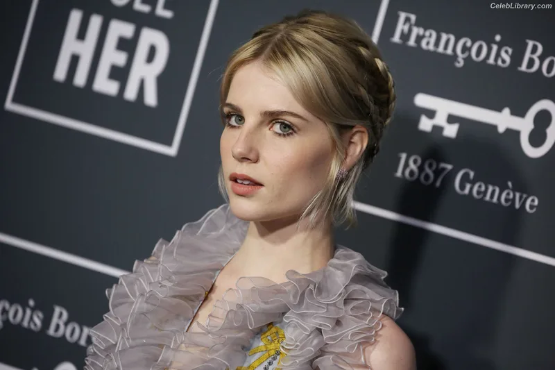 Lucy Boynton photo 6 of 172