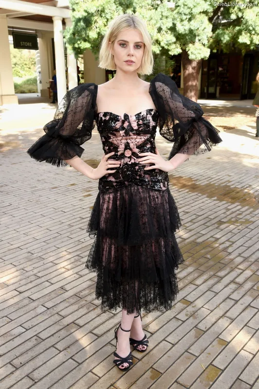 Lucy Boynton photo 12 of 172