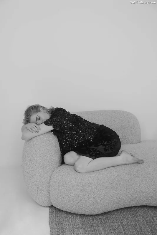 Lucy Boynton photo 23 of 172
