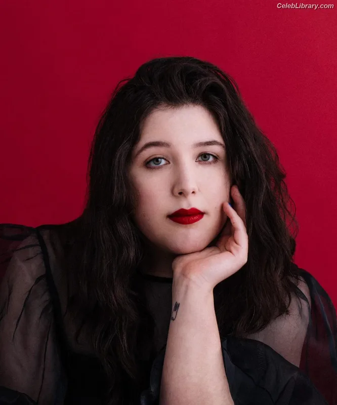 Lucy Dacus photo 1 of 88