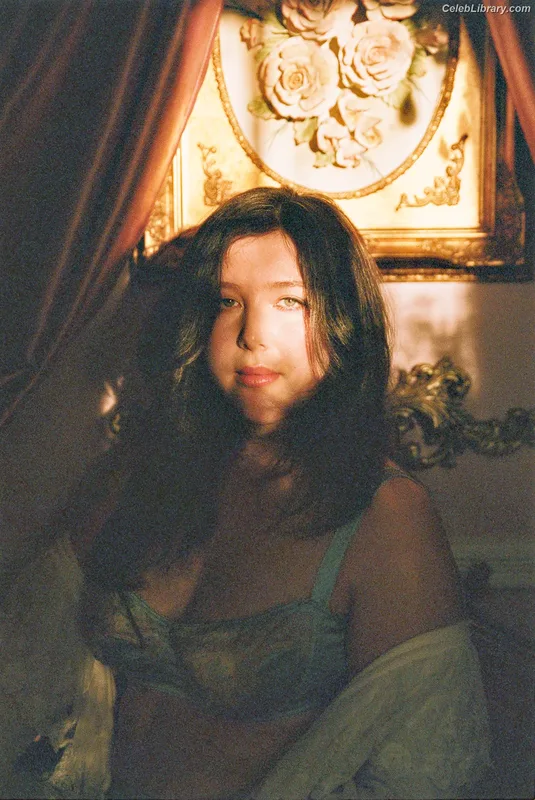 Lucy Dacus photo 6 of 88