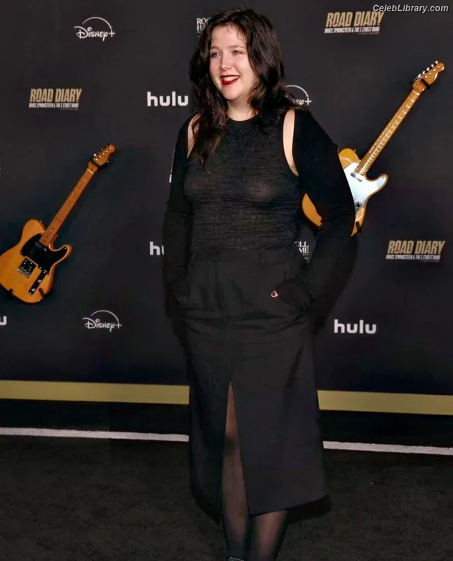 Lucy Dacus photo 3 of 88