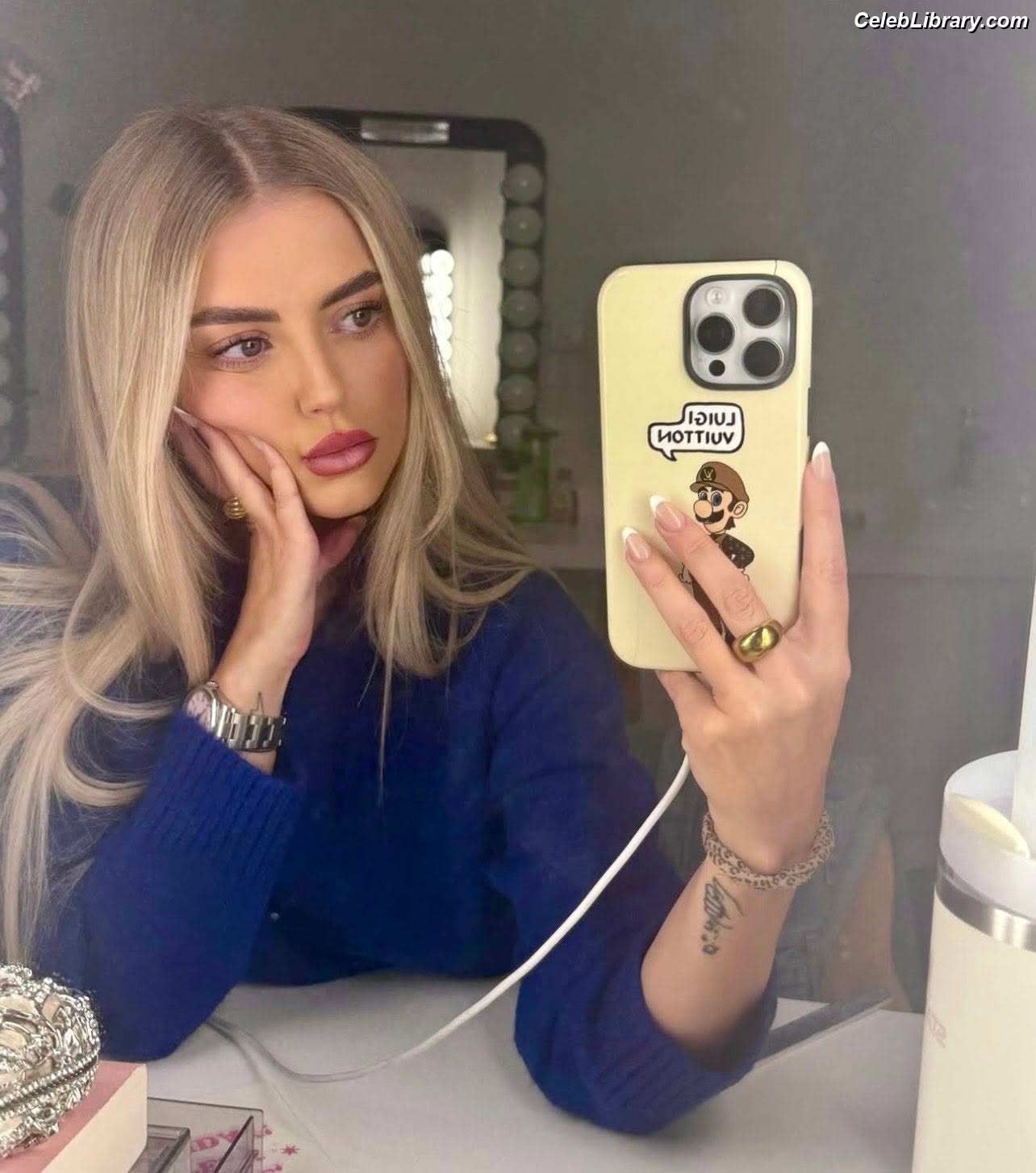 Lucy Fallon photo 6 of 67