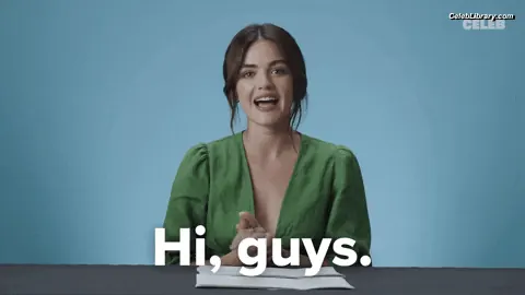 Lucy Hale photo 1 of 819