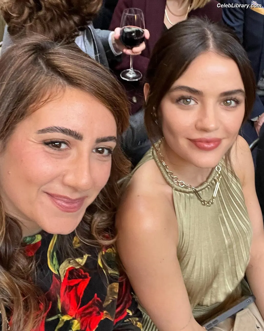 Lucy Hale photo 1 of 819