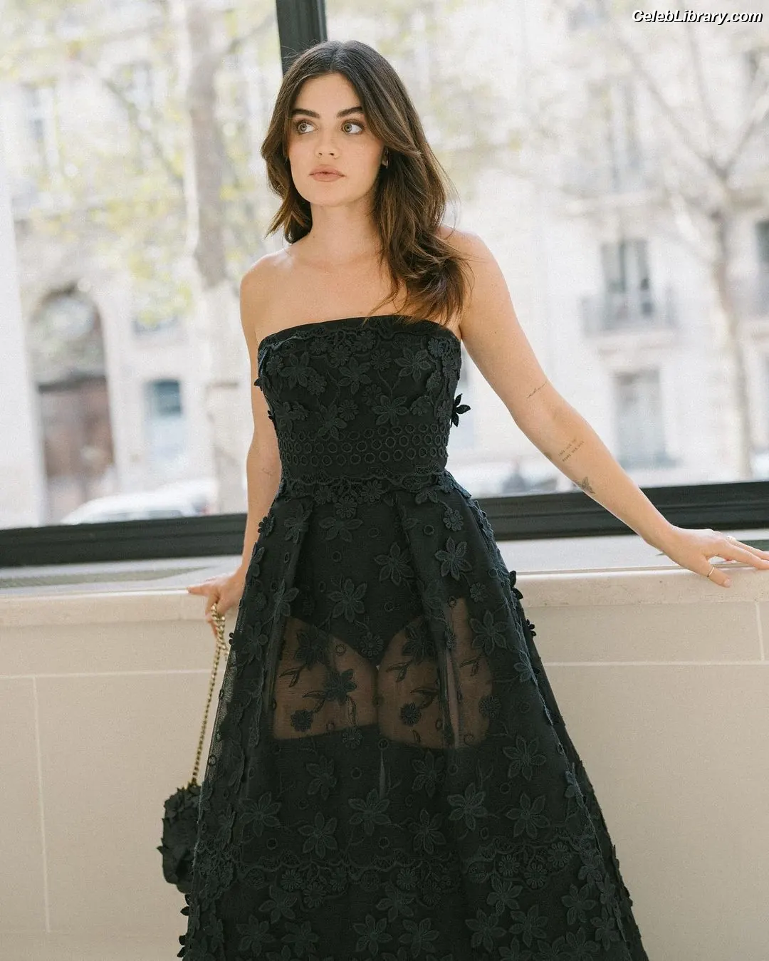 Lucy Hale photo 22 of 819