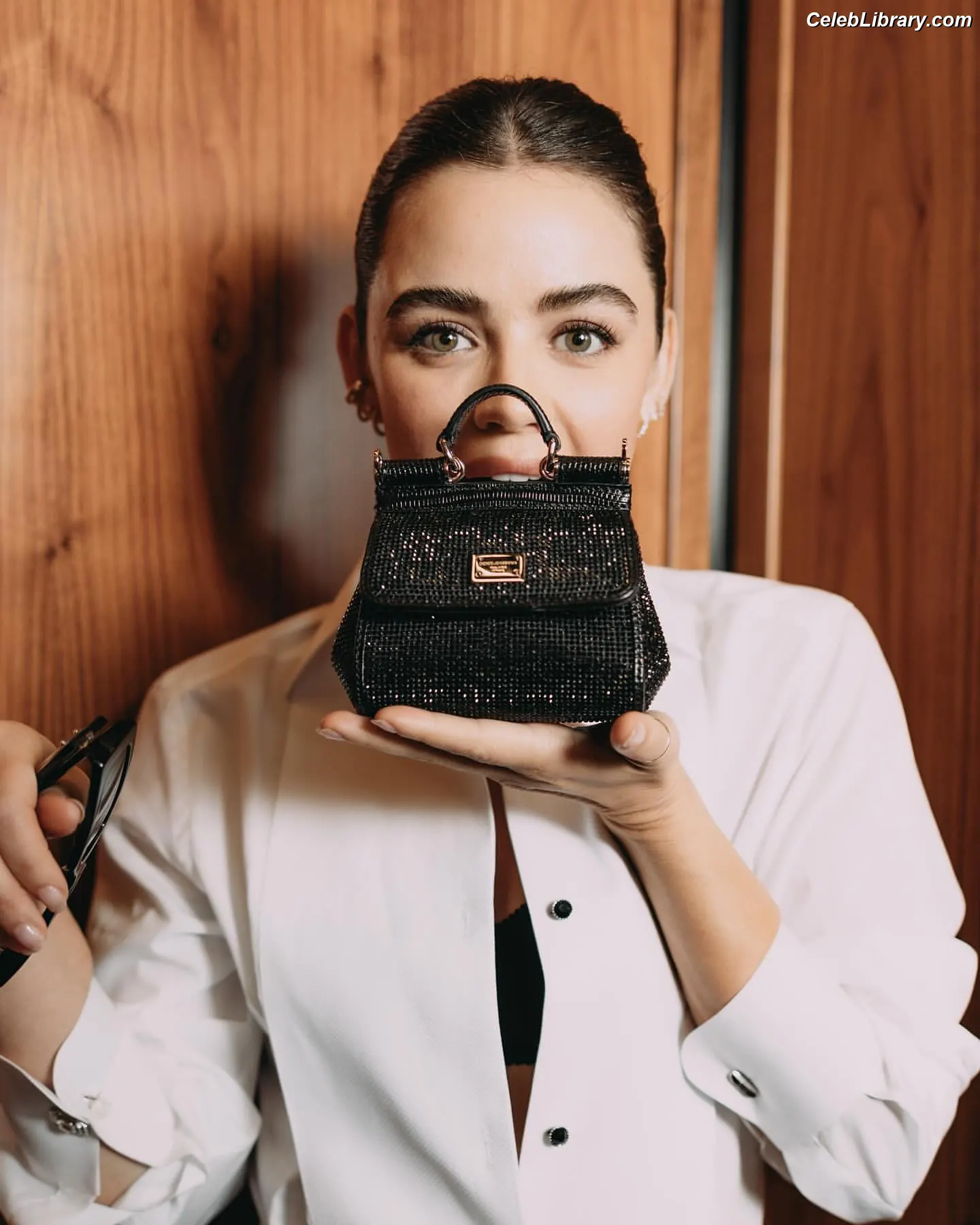 Lucy Hale photo 9 of 819