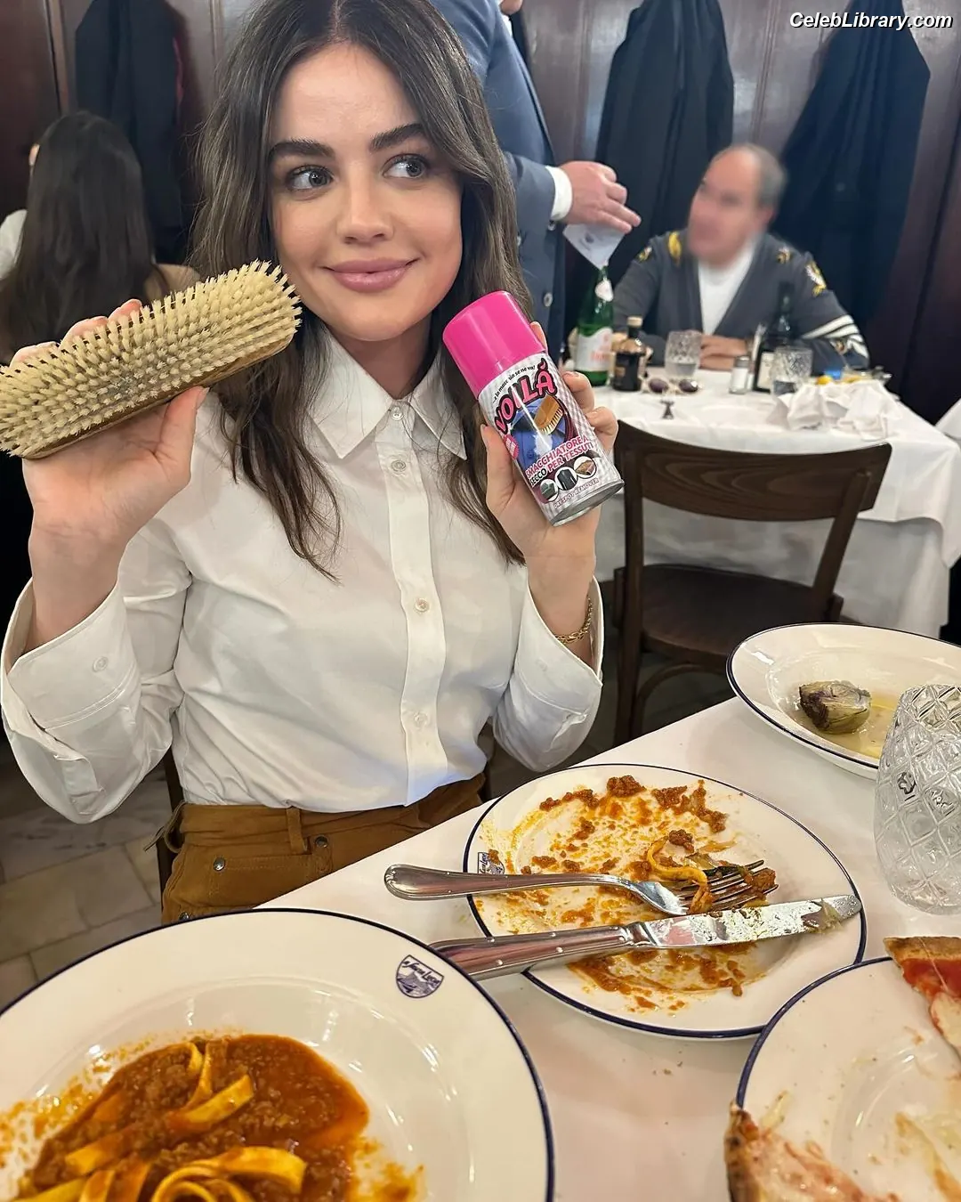 Lucy Hale photo 15 of 819