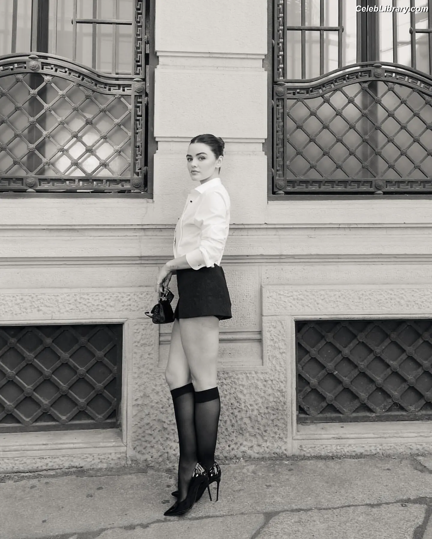 Lucy Hale photo 15 of 819