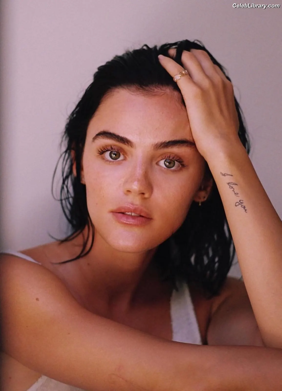 Lucy Hale photo 20 of 819