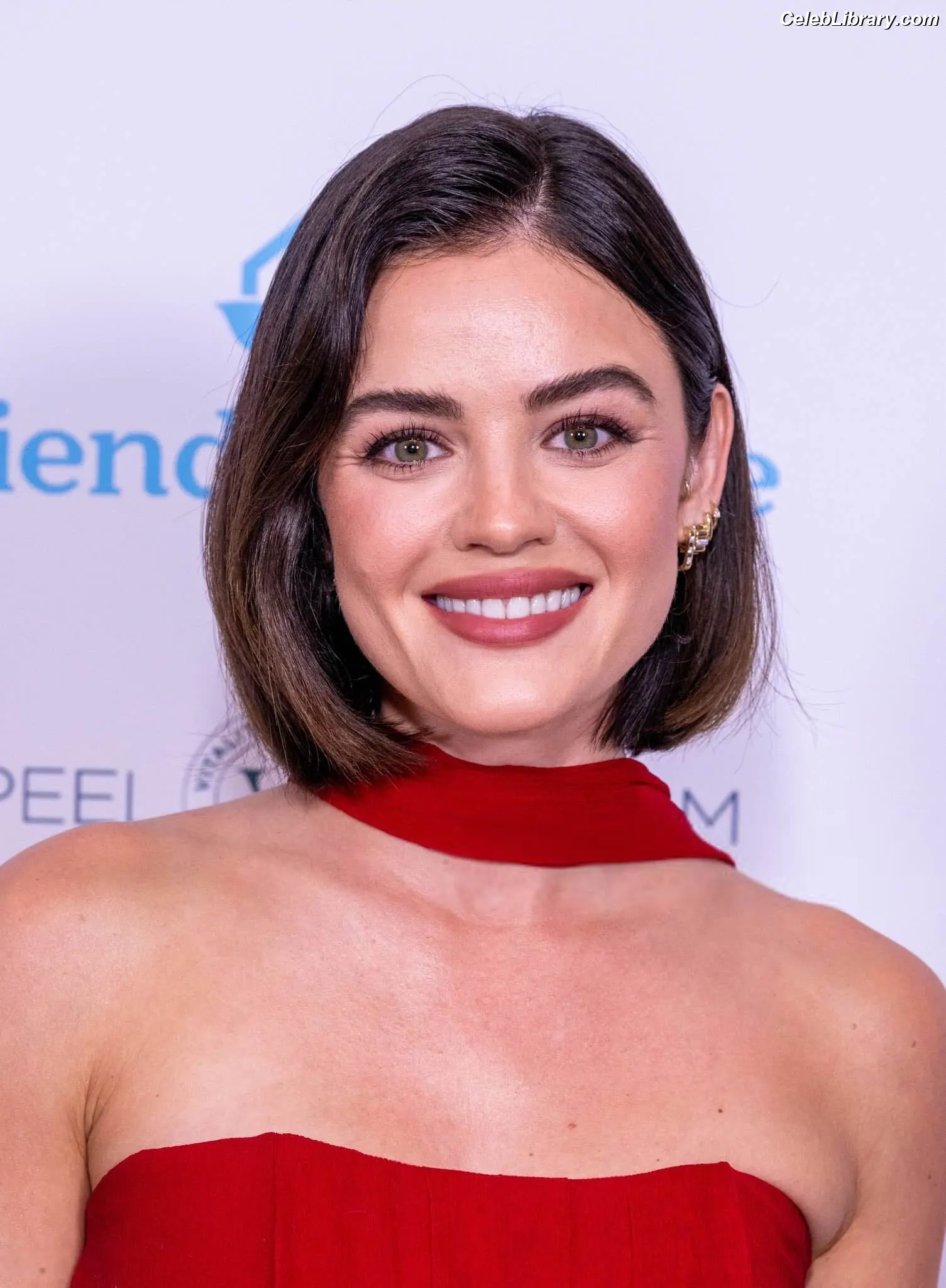 Lucy Hale photo 10 of 819