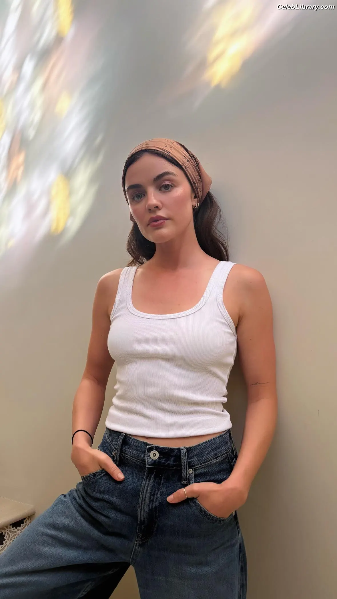 Lucy Hale photo 15 of 819