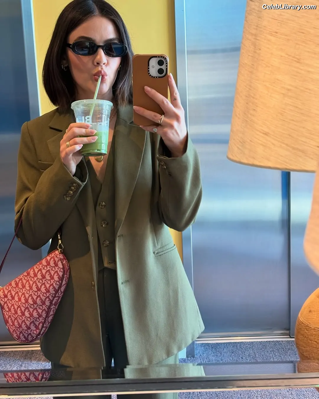 Lucy Hale photo 15 of 819
