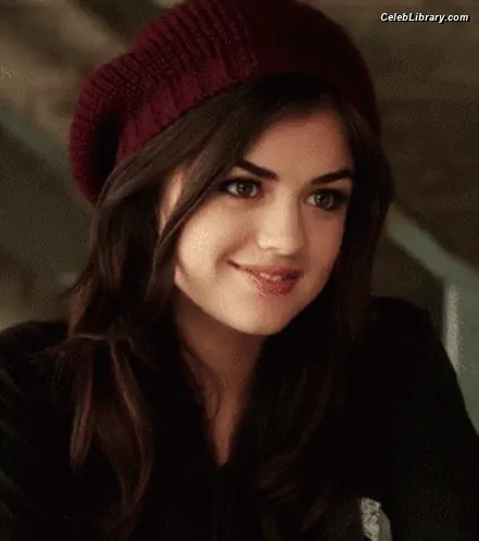 Lucy Hale photo 22 of 819