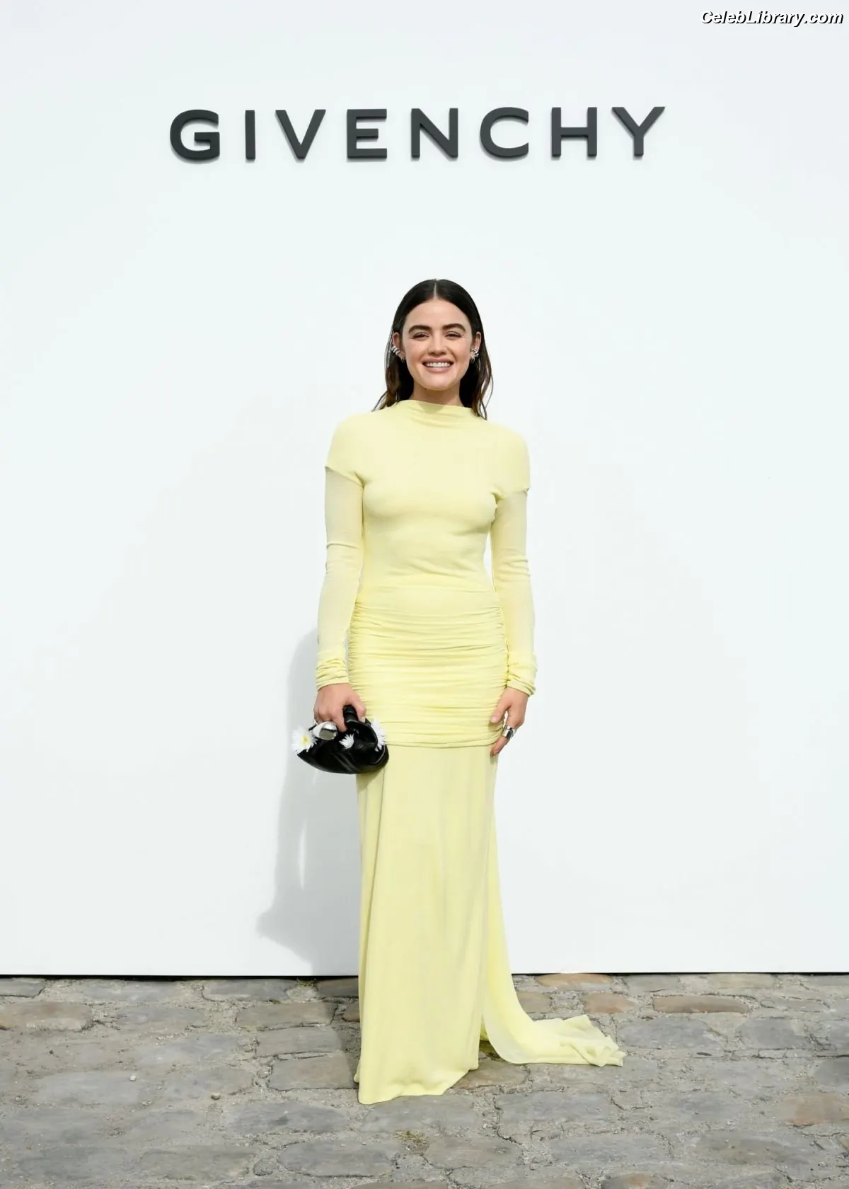 Lucy Hale photo 23 of 819