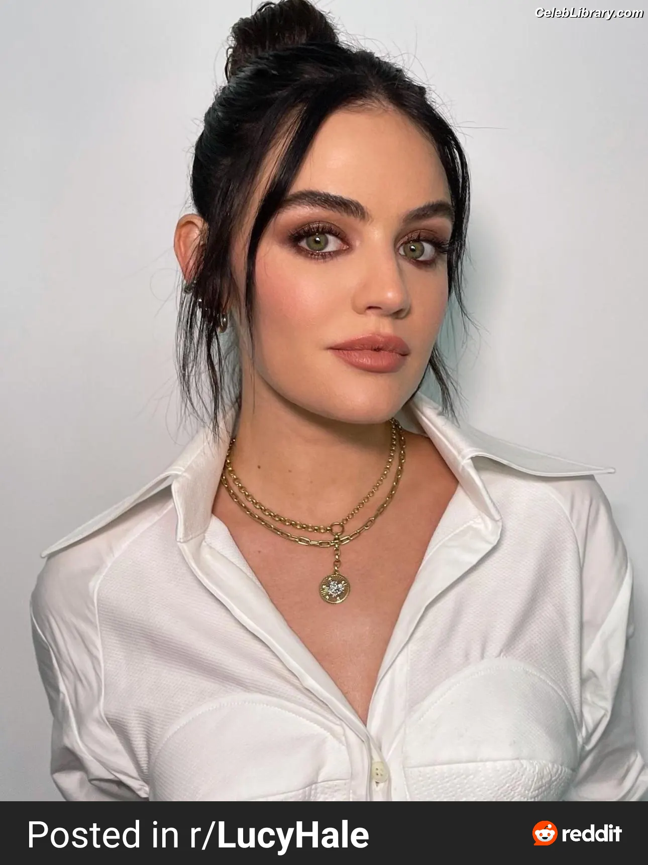 Lucy Hale photo 7 of 819