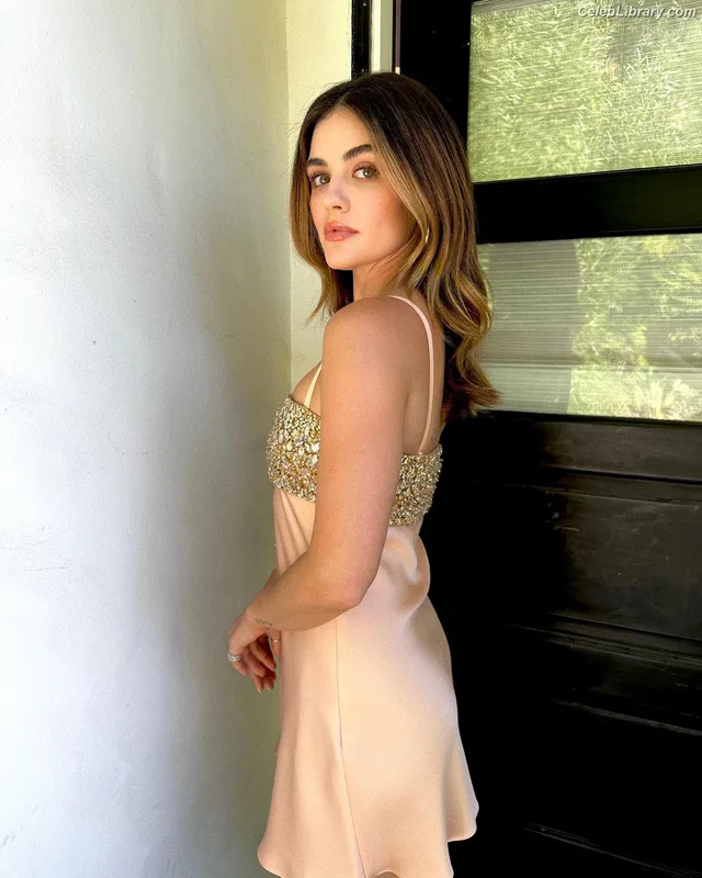 Lucy Hale photo 12 of 808