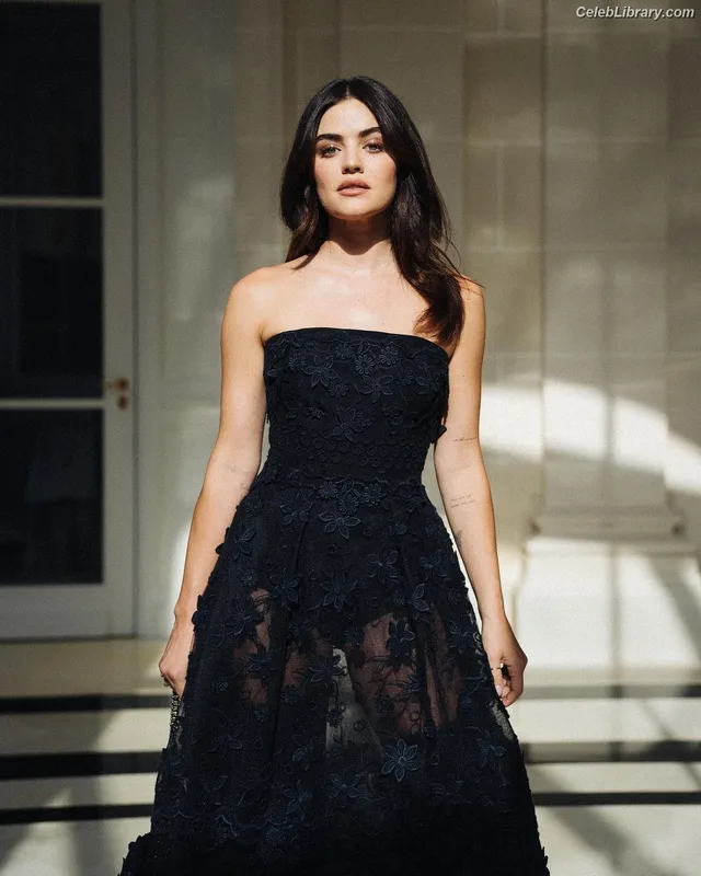 Lucy Hale photo 22 of 808