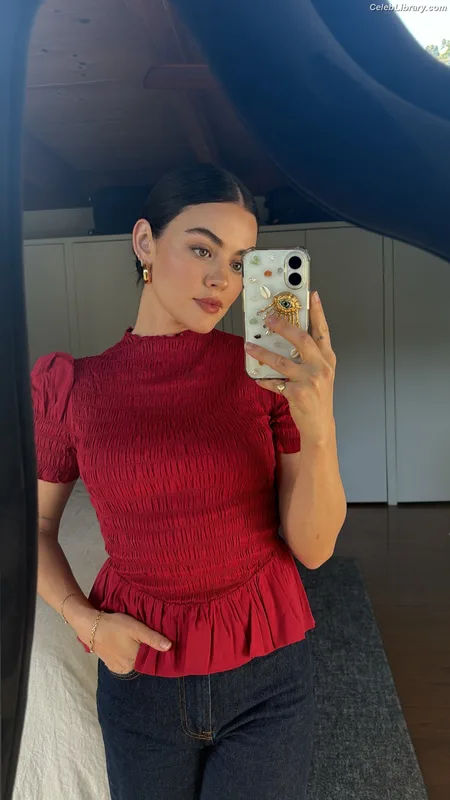Lucy Hale photo 10 of 808