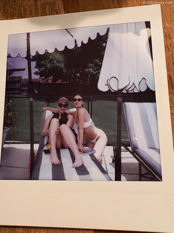 Lucy Hale photo 18 of 808