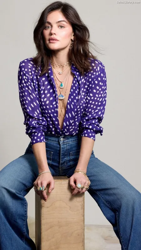 Lucy Hale photo 12 of 808