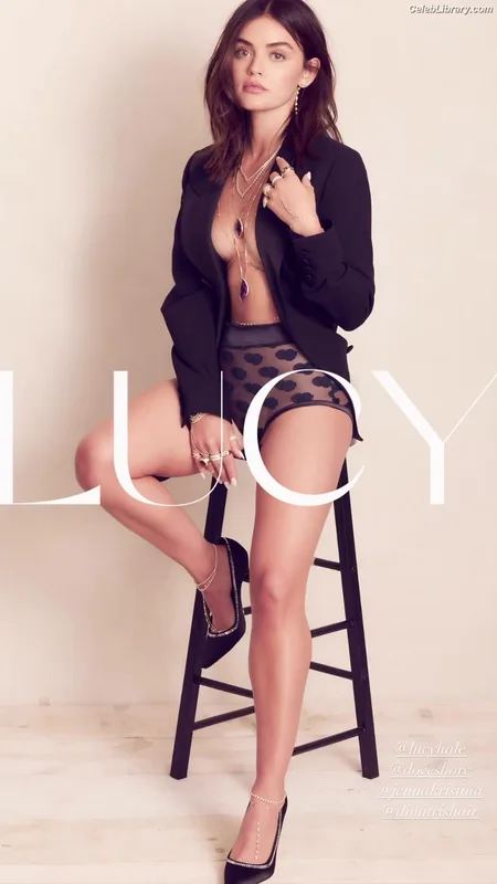 Lucy Hale photo 24 of 808