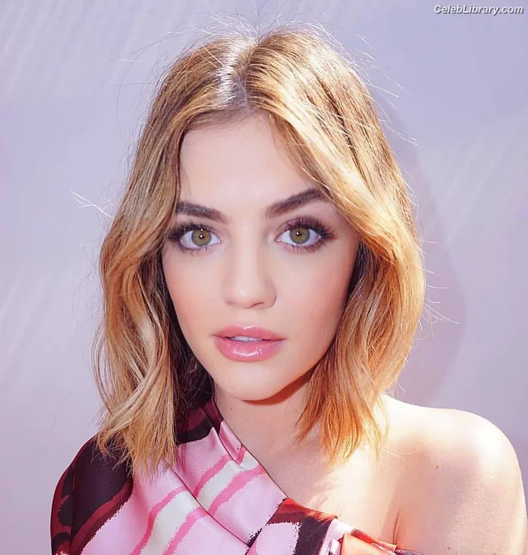 Lucy Hale photo 2 of 808