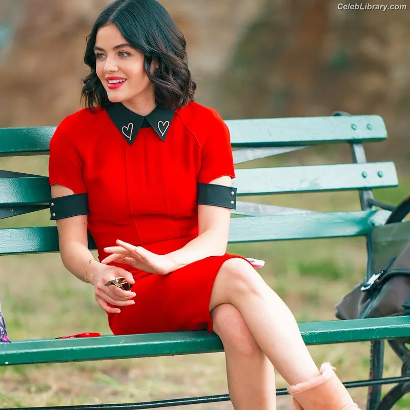 Lucy Hale photo 15 of 808