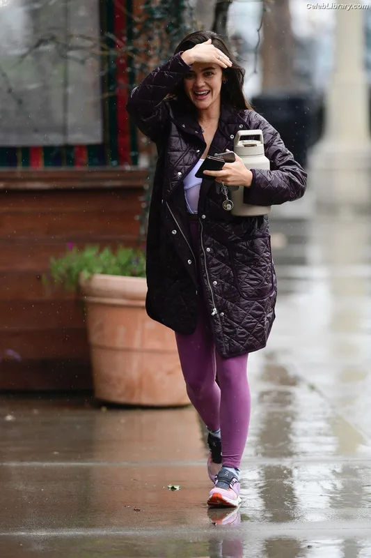 Lucy Hale photo 20 of 808