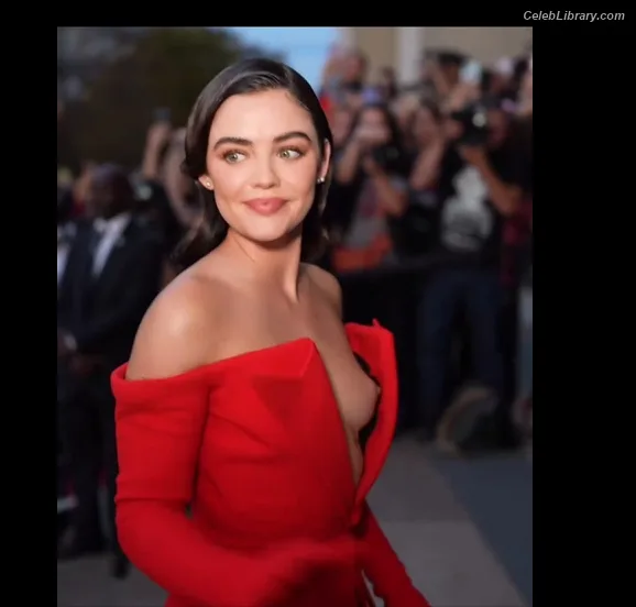 Lucy Hale photo 21 of 808
