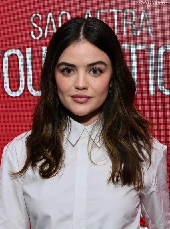 Lucy Hale photo 12 of 808