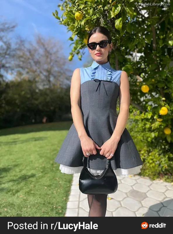 Lucy Hale photo 15 of 808