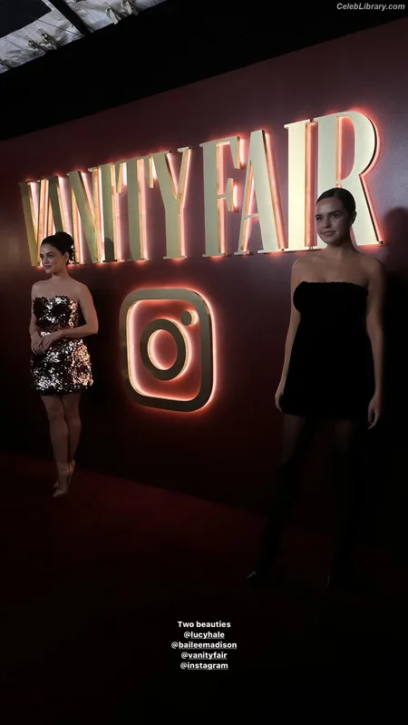 Lucy Hale photo 8 of 808