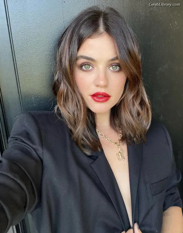 Lucy Hale photo 15 of 808