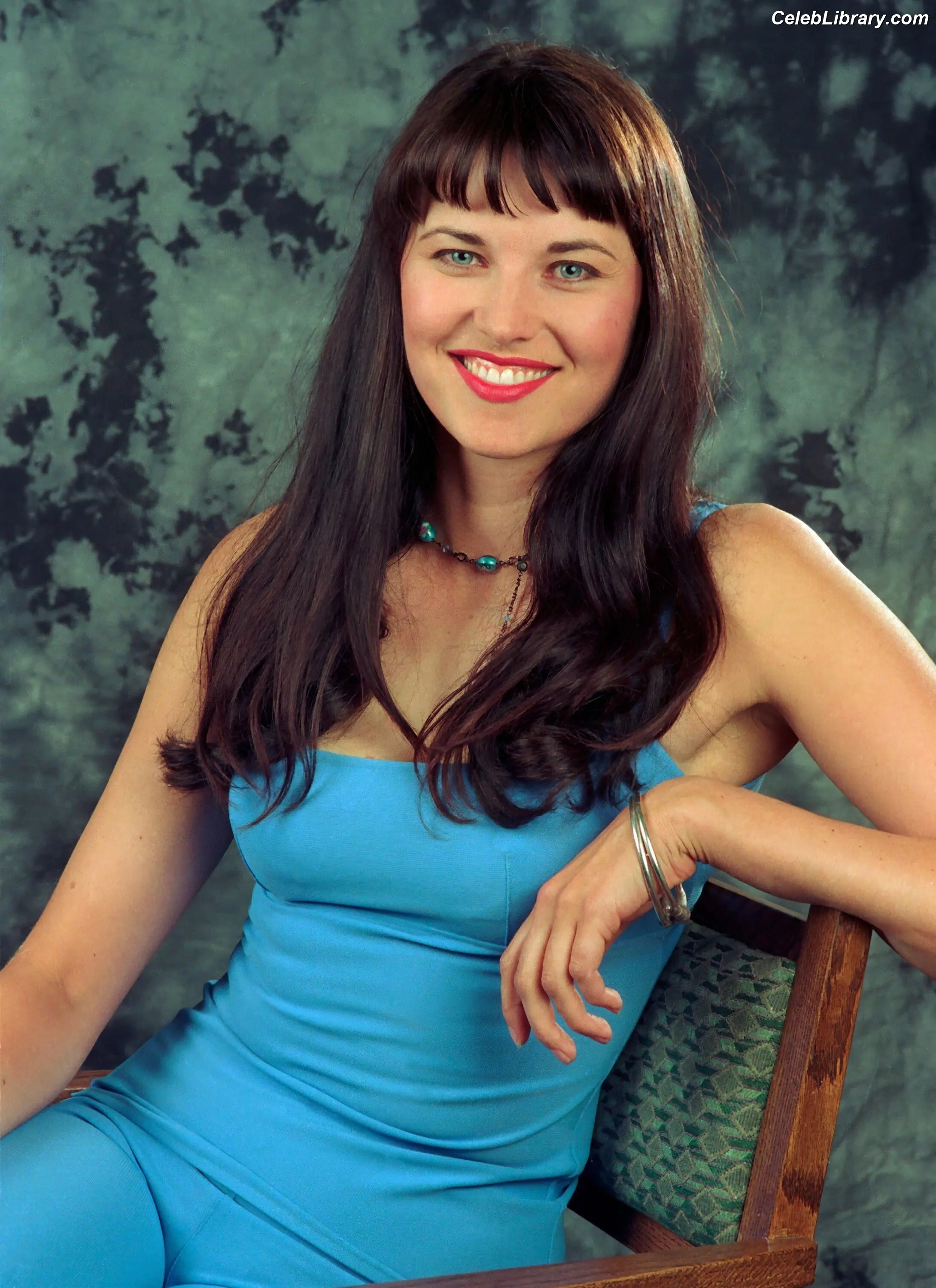 Lucy Lawless photo 7 of 43