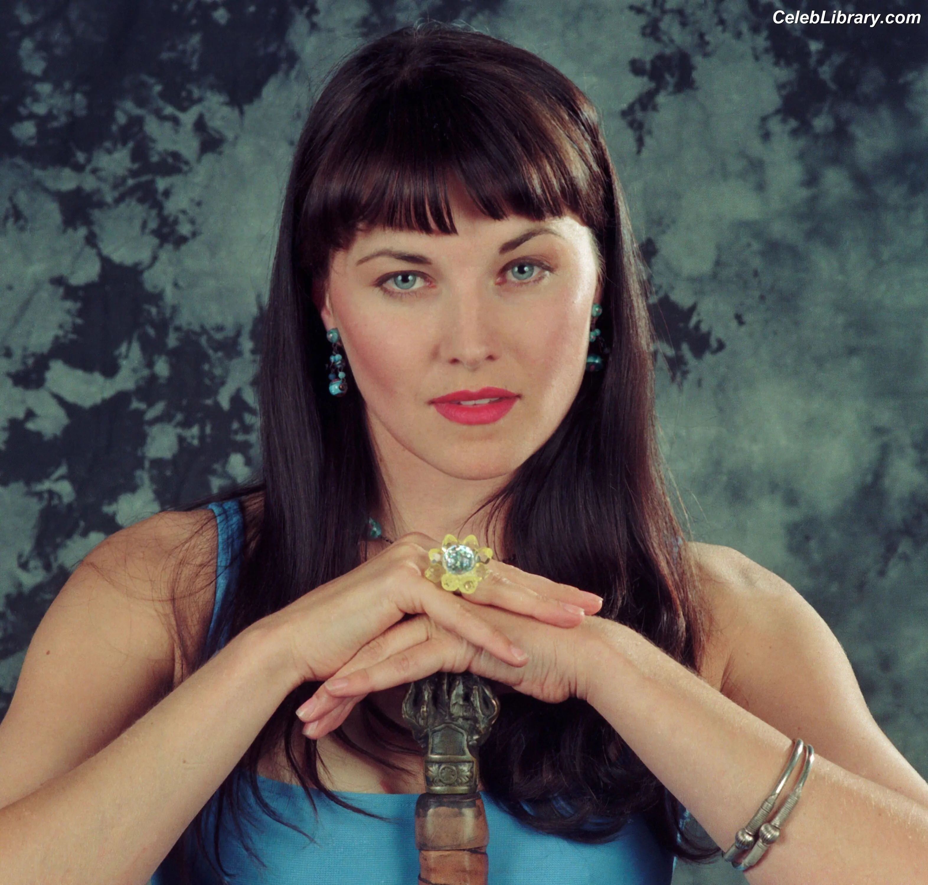 Lucy Lawless photo 15 of 43