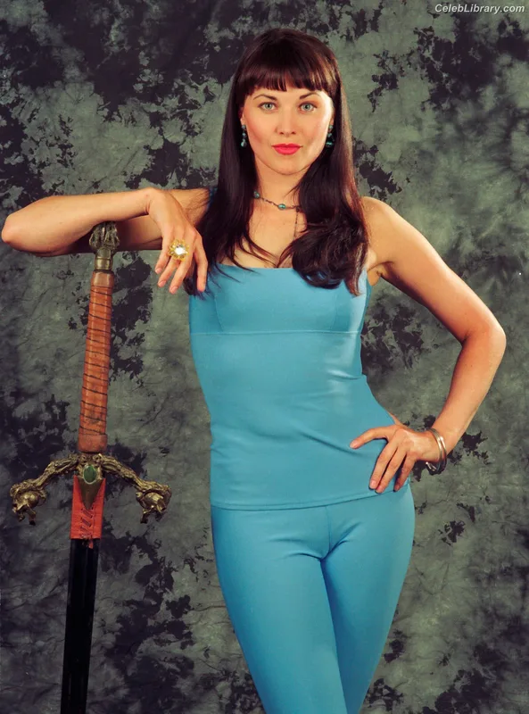 Lucy Lawless photo 6 of 44