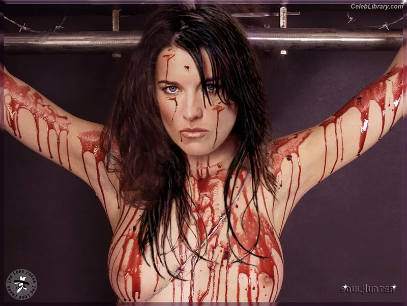 Lucy Lawless photo 24 of 44