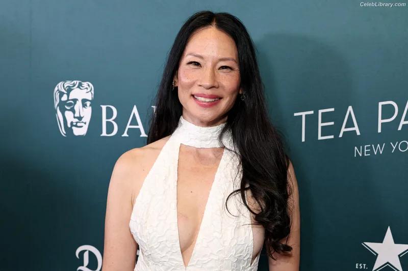 Lucy Liu photo 1 of 128