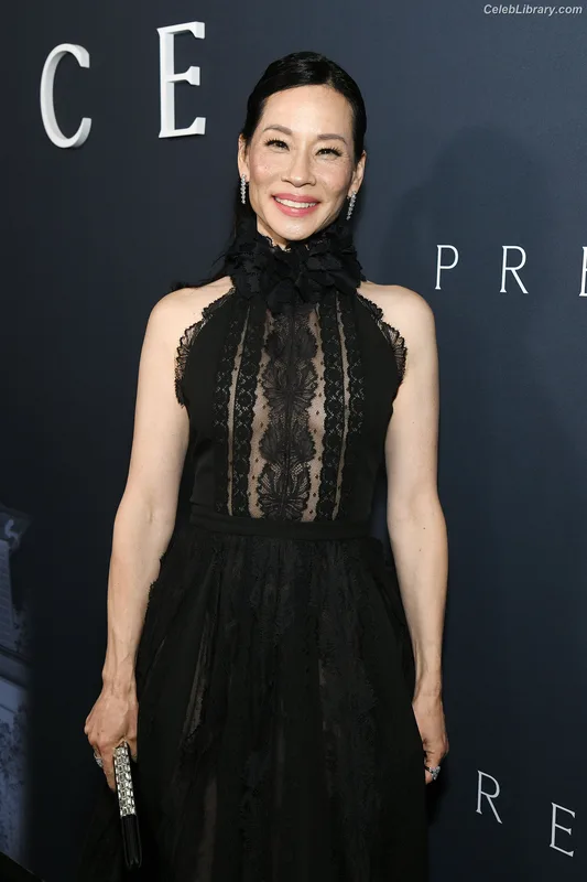 Lucy Liu photo 2 of 128