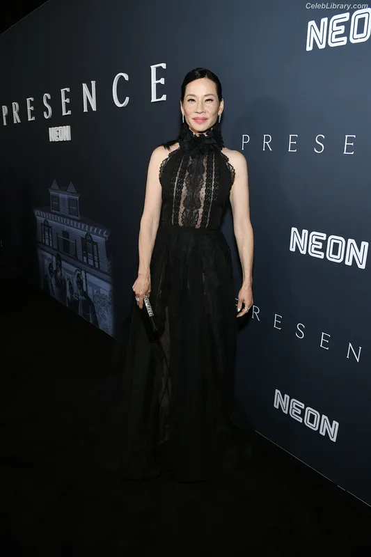 Lucy Liu photo 4 of 128