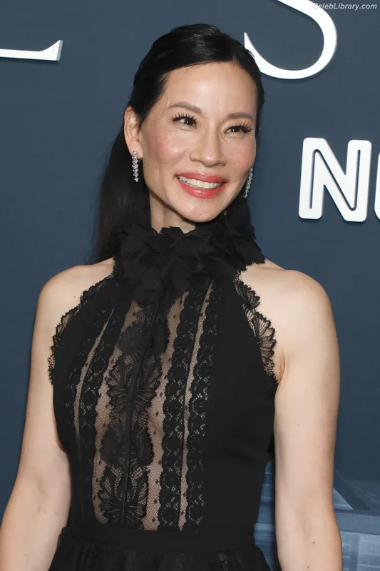 Lucy Liu photo 6 of 128