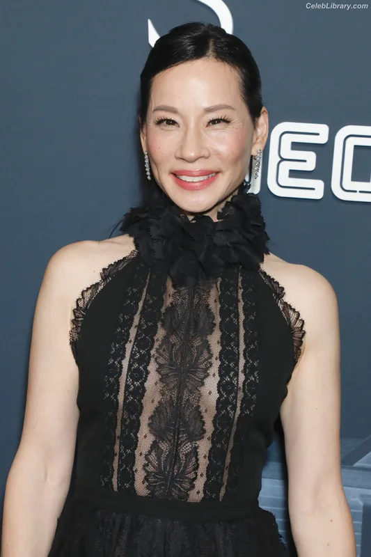 Lucy Liu photo 10 of 128