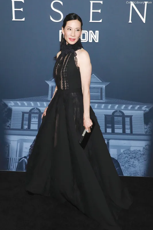 Lucy Liu photo 18 of 128