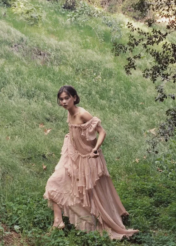Lukita Maxwell photo 3 of 317
