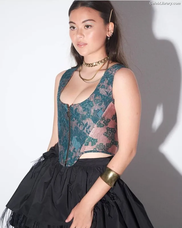 Lukita Maxwell photo 13 of 317