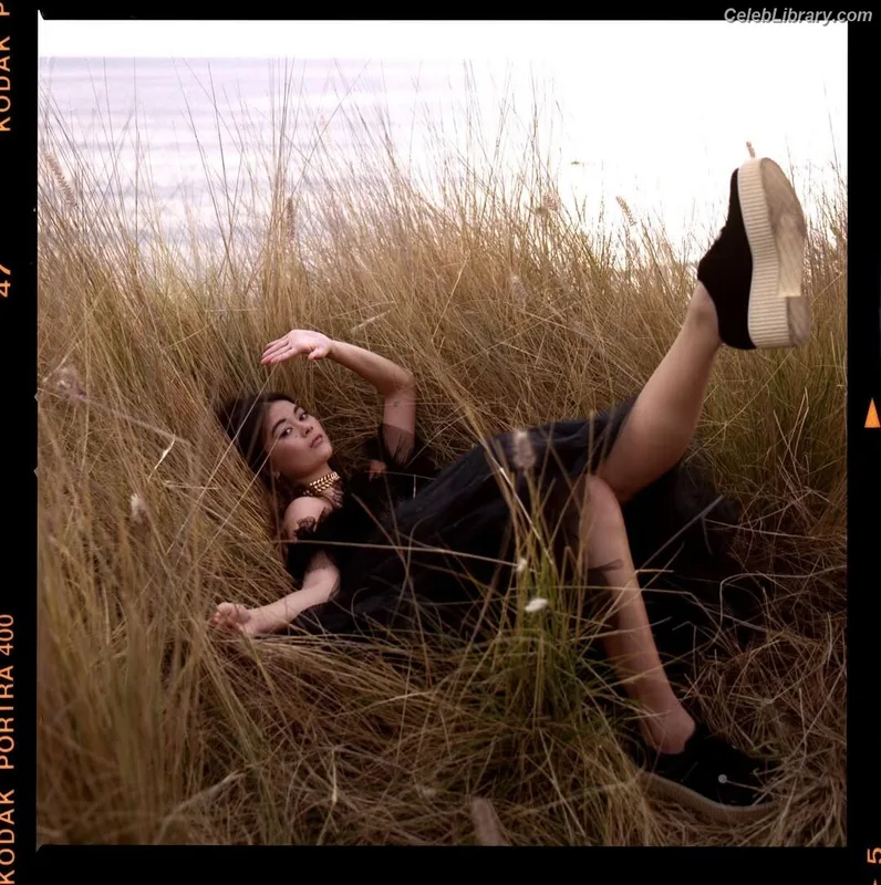 Lukita Maxwell photo 23 of 317